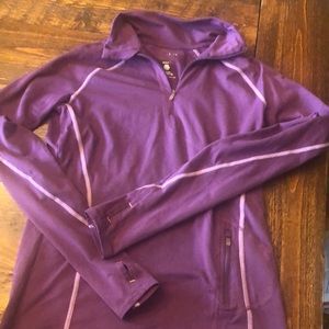 Mountain Hardware Womens quarter zip top